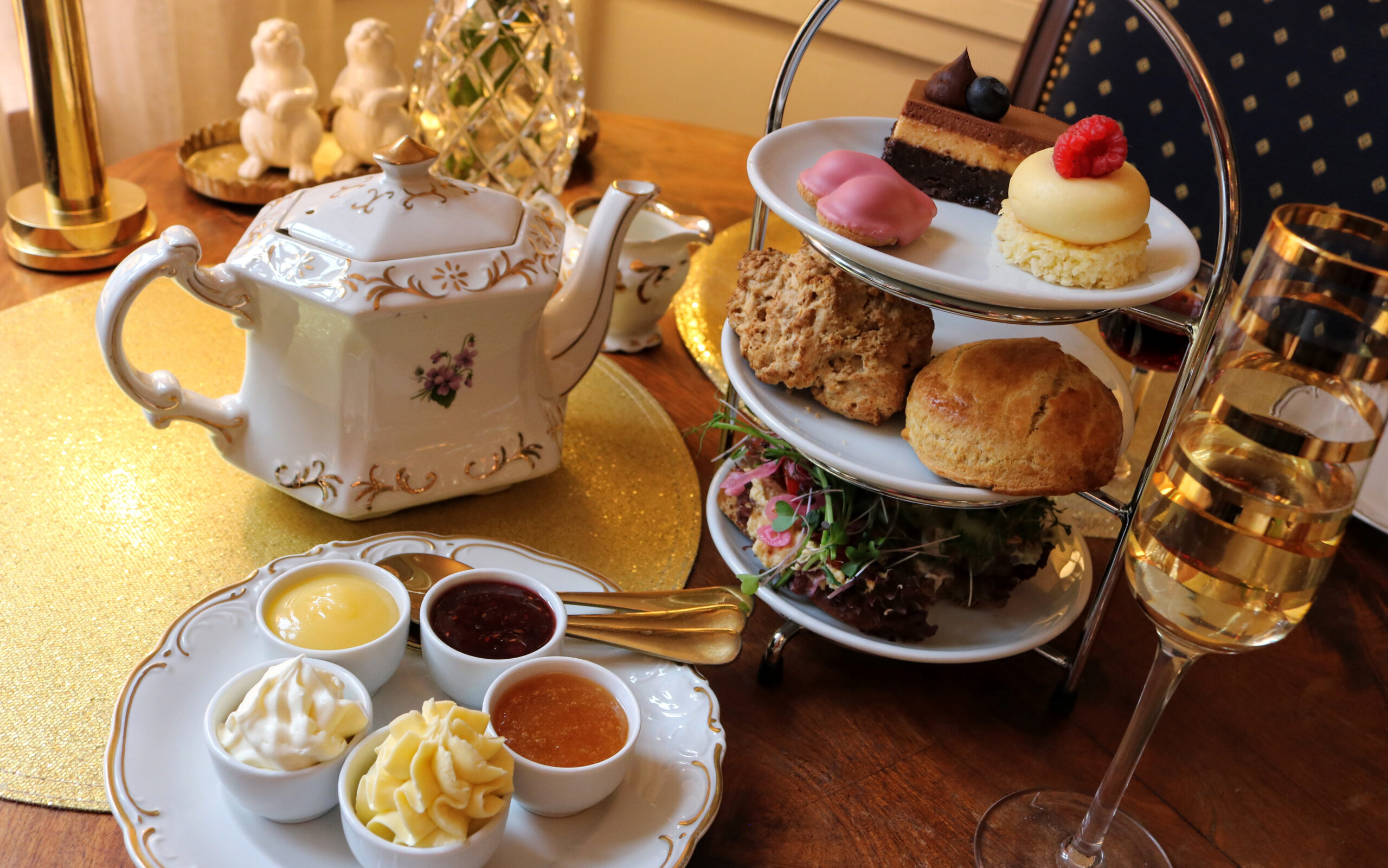 Afternoon tea guide