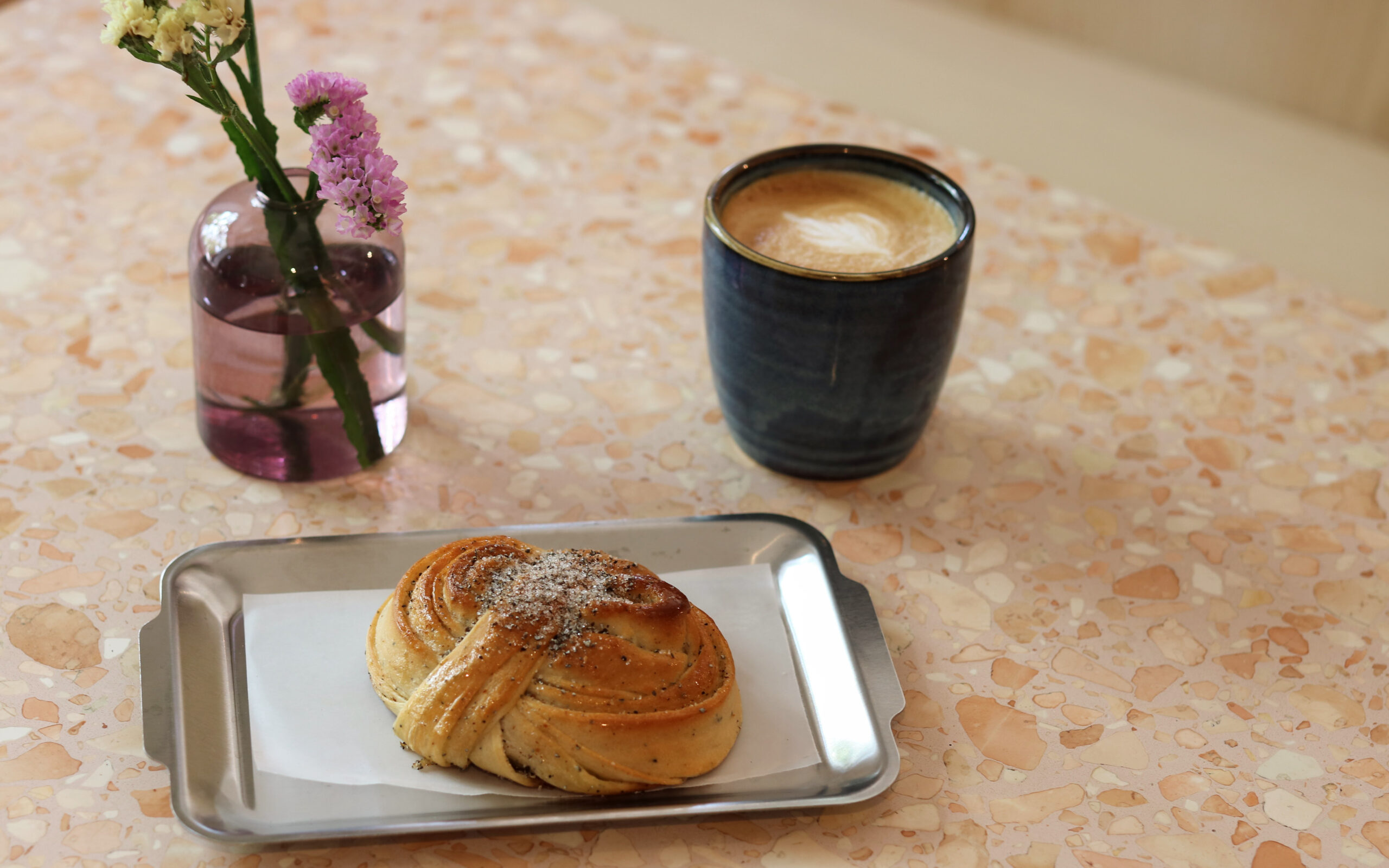 Juni Bageri & Kaffe